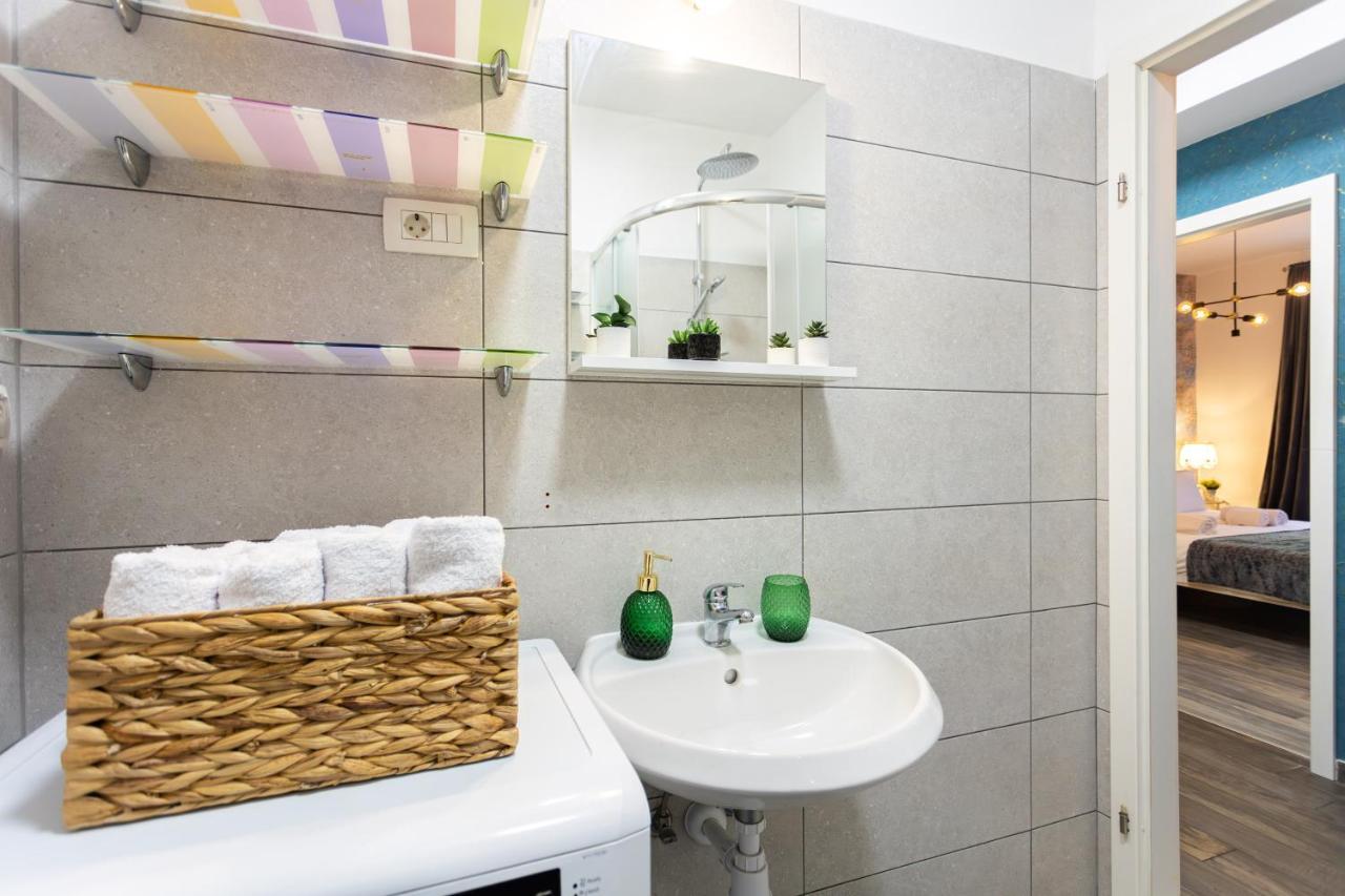 Oasis Luxury Apartment With Terrarce And Jacuzzi Split Exterior foto