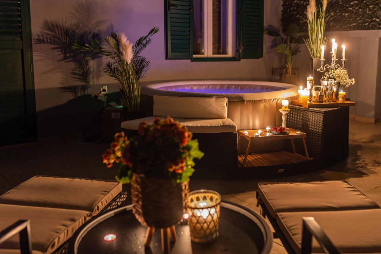 Oasis Luxury Apartment With Terrarce And Jacuzzi Split Exterior foto